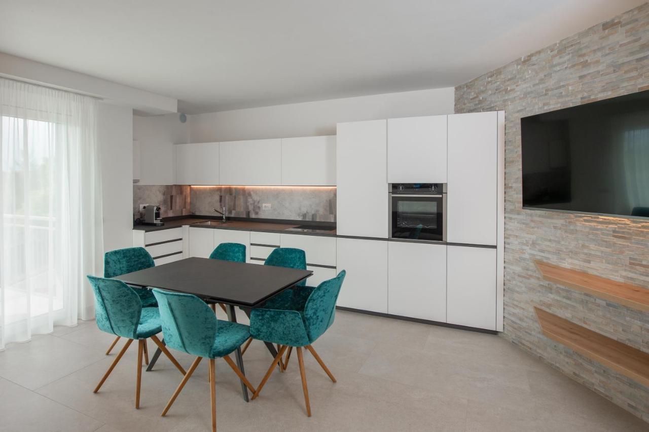 Suite Butterfly - Dolce Vita At Lake Garda Riva del Garda Ngoại thất bức ảnh